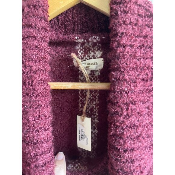 New! World Market Knit Turtleneck Poncho Red Cream Fringed One Size Cozy Soft - Picture 6 of 7